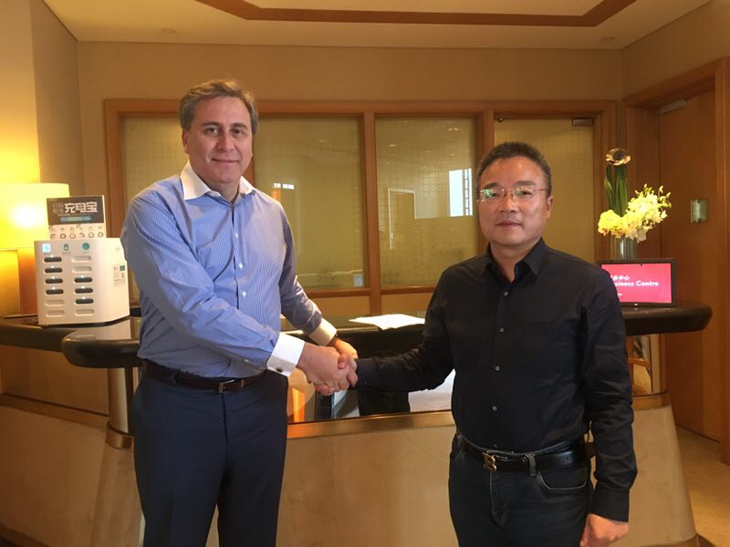 Firma Mandato Comercial con empresa Gansu Daxiang Energy Technology Co., Ltd.